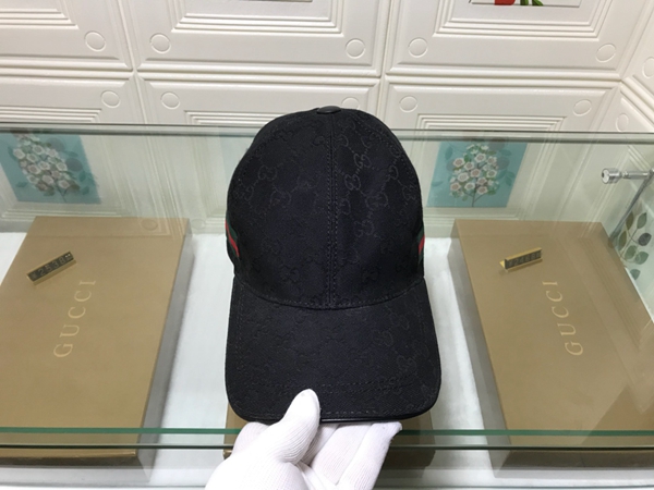 ブランド帽子角部分ディテール